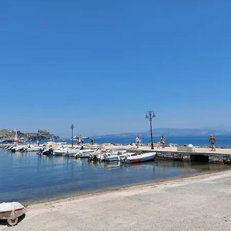 Adriana Mon Repos Feriehus *